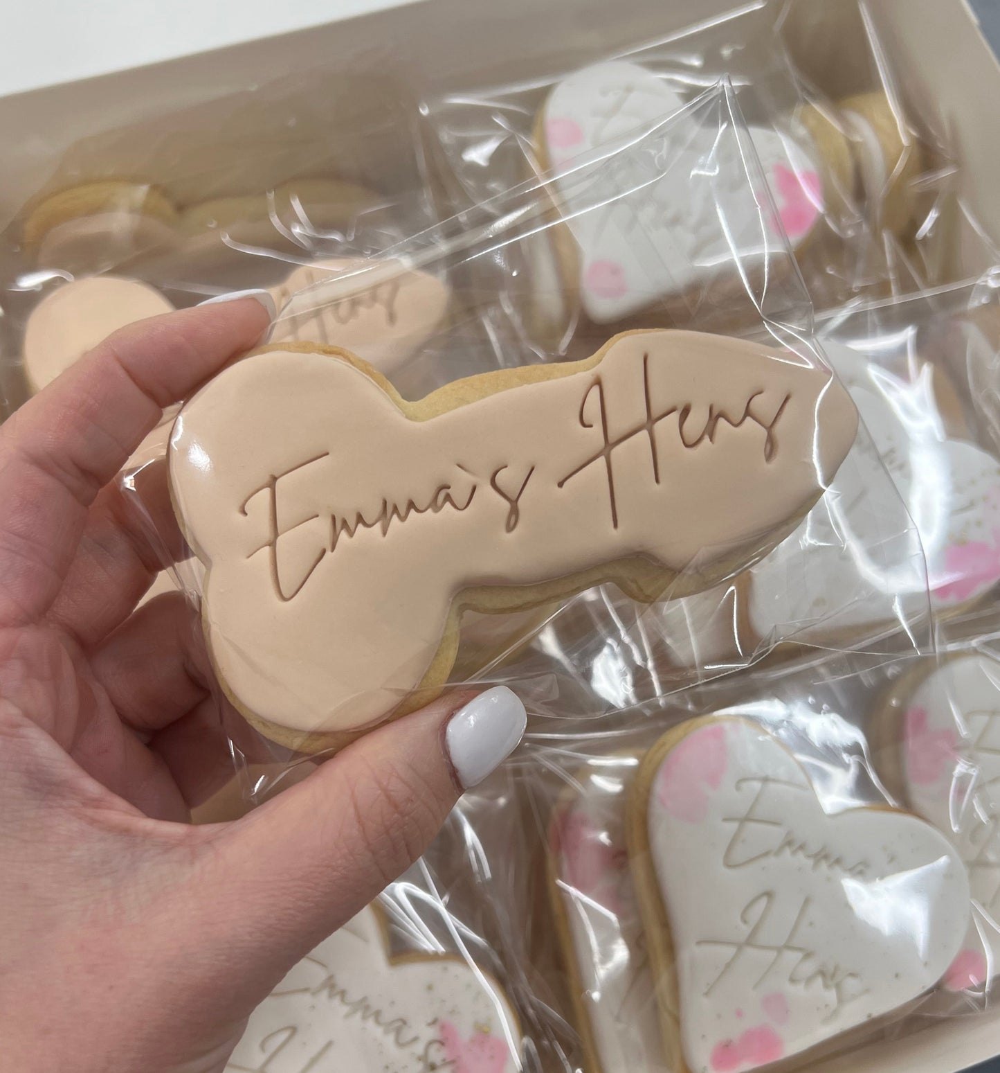 Hens Willy Cookies (min 12)