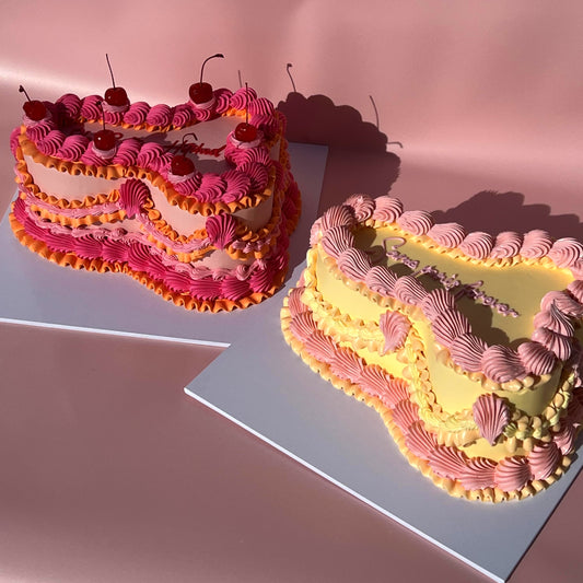 Frilly Willy Lambeth Cake